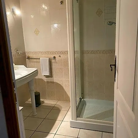 Couette-café La Ferme Jarlan 3*